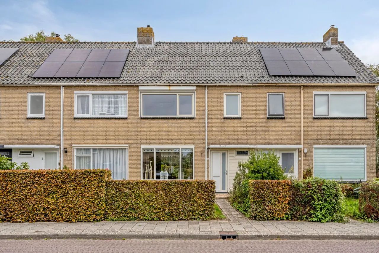 Tussenwoning te koop: Voorborch 6, Middelburg