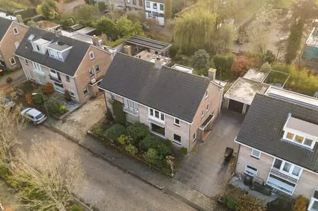 Twee-onder-één-kap te koop: Voorburgstraat 38, Loenersloot Dorp Loenersloot