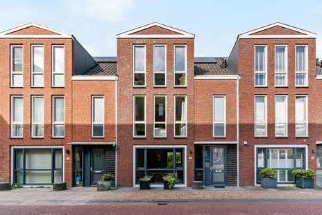 Tussenwoning te koop: Voorbuurt 42, Europa Purmerend