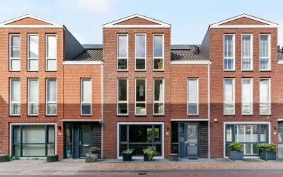 Tussenwoning te koop: Voorbuurt 42, Europa Purmerend