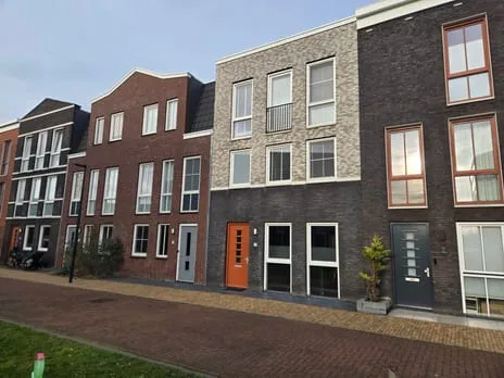 Tussenwoning te koop: Voorbuurt 8, Europa Purmerend