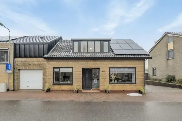 Twee-onder-één-kap te koop: Voordijk 518, Smitshoek Barendrecht