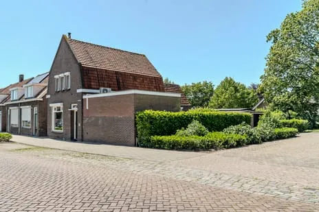 Vrijstaande woning te koop: Vooreinde 39, Baardwijk Waalwijk