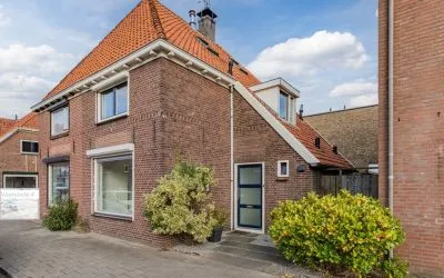 Hoekwoning te koop: Vooreinde 4, Baardwijk Waalwijk
