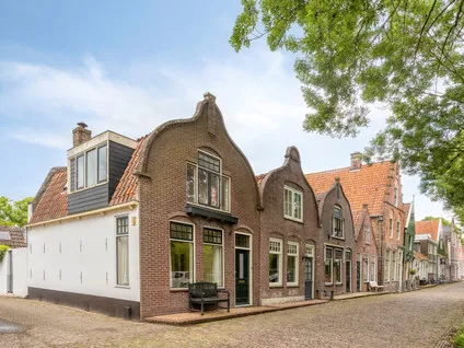Hoekwoning te koop: Voorhaven 42, Edam-Oude kom Edam