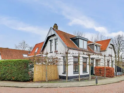 Twee-onder-één-kap te koop: Voorhoute 9, Kruiningen - Kern Kruiningen