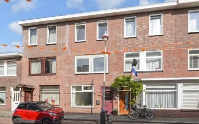 Terraced house for sale: Voornsestraat 33, Duindorp 'S-Gravenhage