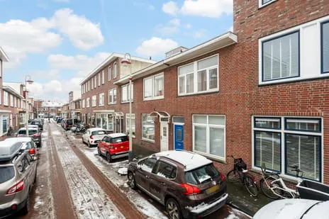 Terraced house for sale: Voornsestraat 36, Duindorp 'S-Gravenhage