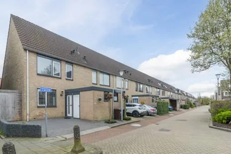 Hoekwoning te koop: Voorofscheweg 364, Voorofschebuurt Boskoop