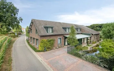 Vrijstaande woning te koop: Voorsterstraatweg 25, Varst Posterholt