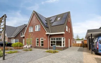 Twee-onder-één-kap te koop: Voorsterweg 2F, Oud-Westenholte Zwolle