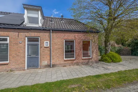 Twee-onder-één-kap te koop: Voorsterweg 50, Oud-Westenholte Zwolle