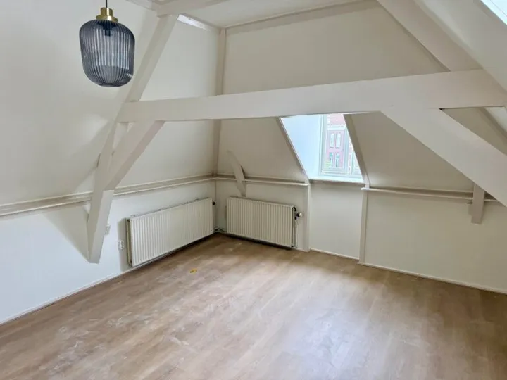 Appartement te huur: Voorstraat 10-3, Breedstraat en Plompetorengracht en omgeving Utrecht
