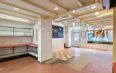 Tussenwoning te koop: Voorstraat 11, Buren-Oude Kern Buren