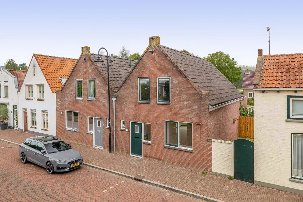 Hoekwoning te koop: Voorstraat 17A, Melissant