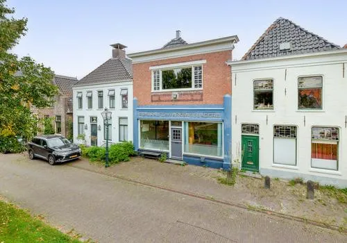 Tussenwoning te koop: Voorstraat 22, Nieuweschans-Centrum Bad Nieuweschans