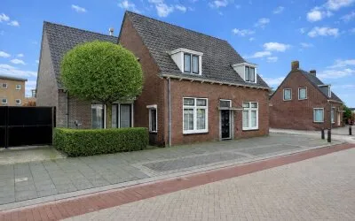 Vrijstaande woning te koop: Voorstraat 23, Hedel