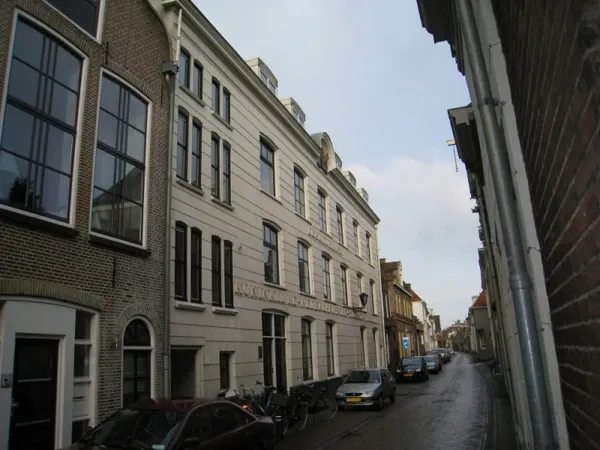 Studio te huur: Voorstraat 24-28, Kampen