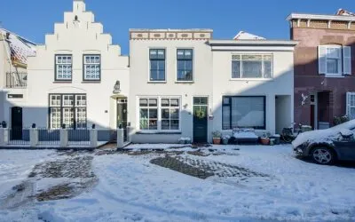 Tussenwoning te koop: Voorstraat 24, Ooltgensplaat woonkern Ooltgensplaat