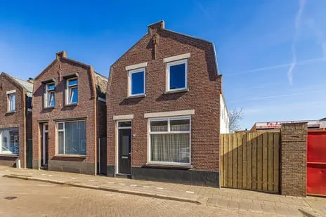 Vrijstaande woning te koop: Voorstraat 25, Sint Josephbuurt Roosendaal