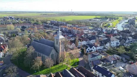 Tussenwoning te koop: Voorstraat 36, Oude-Tonge centrum Oude-Tonge