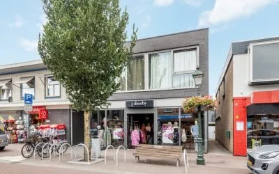 Appartement te koop: Voorstraat 43A, Numansdorp Woonkern Numansdorp