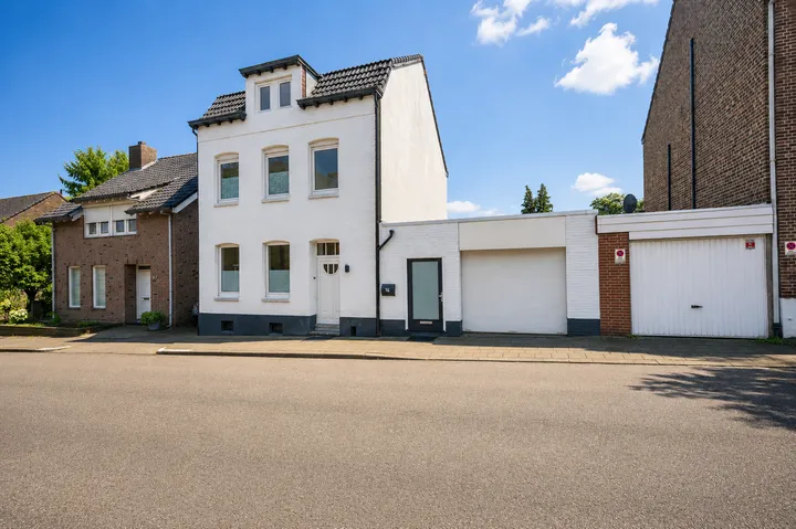 Hoekwoning te koop: Voorterstraat 136, Bleijerheide Kerkrade