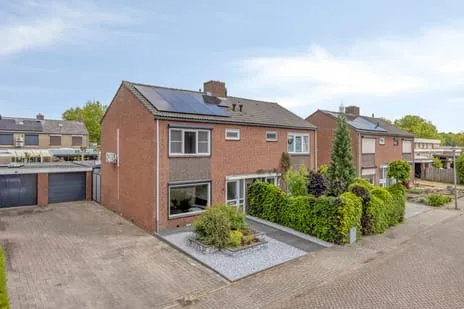 Twee-onder-één-kap te koop: Voorterweg 11, Kern Kelpen-Oler Kelpen-Oler