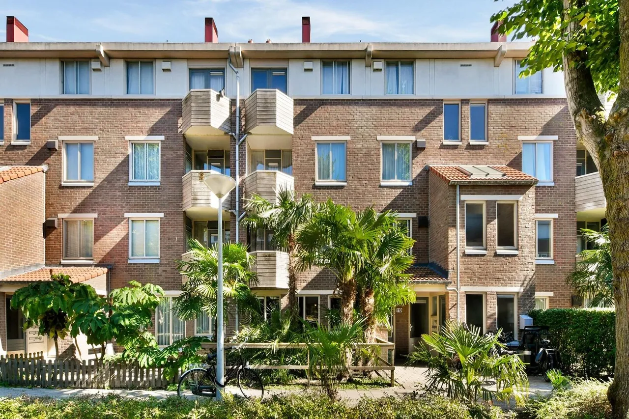Appartement te koop: Voorthuizenstraat 119, Amsterdam