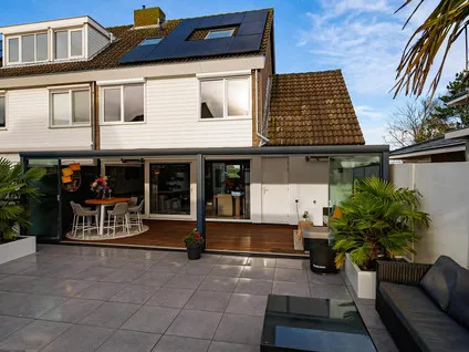 Hoekwoning te koop: Voorweg 25, Voorweg Hazerswoude-Dorp