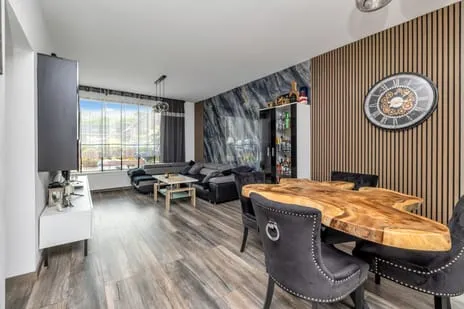 Tussenwoning te koop: Voorweg 46, Hoogvliet Noord Hoogvliet Rotterdam