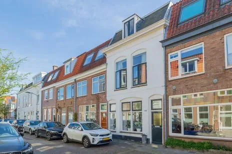 Tussenwoning te koop: Voorzorgstraat 15, Leidsebuurt-west Haarlem