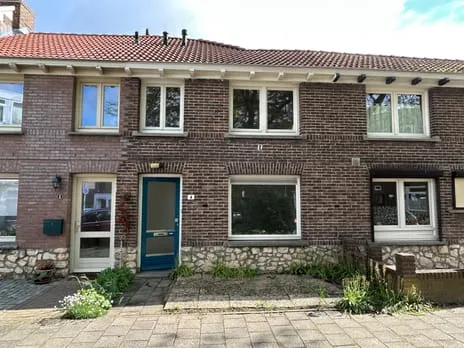 Tussenwoning te koop: Vorstenstraat 4, Eikenderveld Heerlen