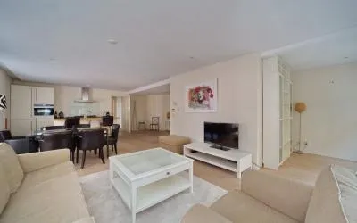 Appartement te huur: Vos in tuinstraat 2A, 'S-Gravenhage
