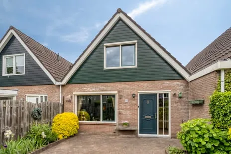 Tussenwoning te koop: Vosbergen 28, Ugchelen