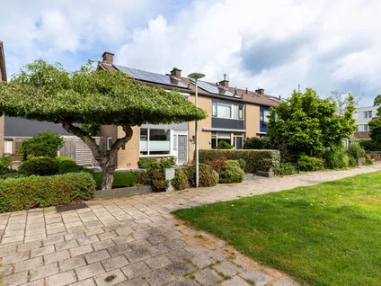 Hoekwoning te koop: Vosholstraat 12, Aardam West Ter Aar