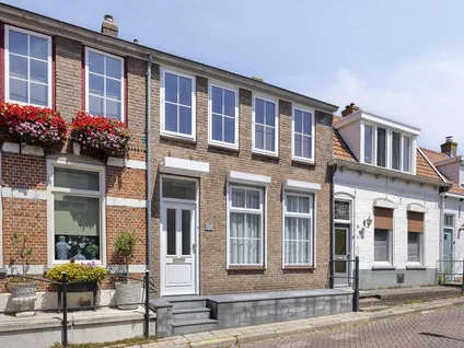 Terraced house for sale: Vossemeersepoort 20, Tholen Tholen