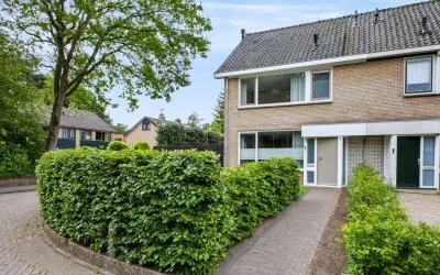 Hoekwoning te koop: Vossenhoek 1, Krugerstraat Zuid Vaassen
