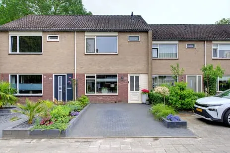 Tussenwoning te koop: Vossenkamp 173, Winschoten-Noord Winschoten
