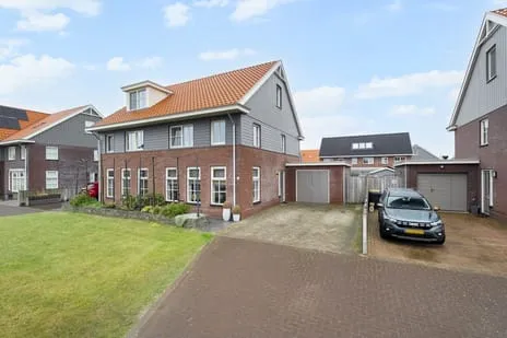 Twee-onder-één-kap te koop: Vossenstaart 9, Elshof Zuid Anna Paulowna