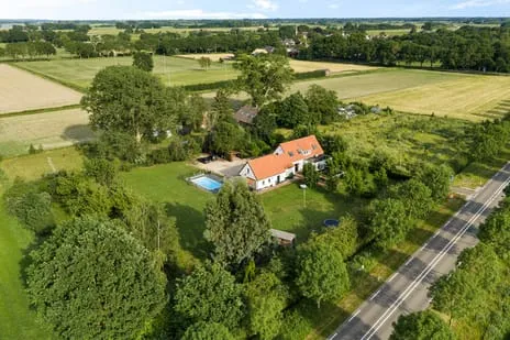 Detached house for sale: Vossensteeg 1, Overlangel Overlangel