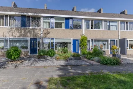 Tussenwoning te koop: Vossepol 13, Surhuisterveen Surhuisterveen