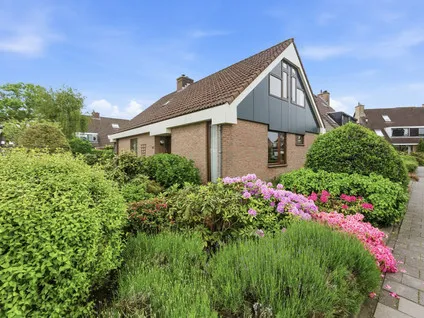 Hoekwoning te koop: Vossestaart 14, Blokweer Noord Alblasserdam