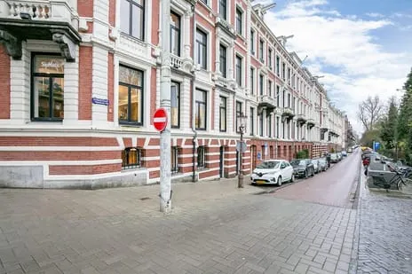 Apartment for rent: Vossiusstraat 7, P.C. Hooftbuurt Amsterdam