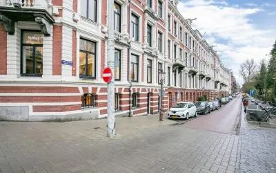 Appartement te huur: Vossiusstraat 7, P.C. Hooftbuurt Amsterdam