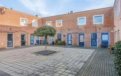 Tussenwoning te koop: Vosweide 25, Osseveld-Oost Apeldoorn