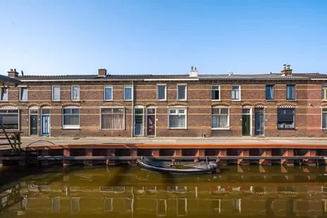 Tussenwoning te koop: Vredebestlaan 26, Buitengebied 2 Poeldijk Poeldijk