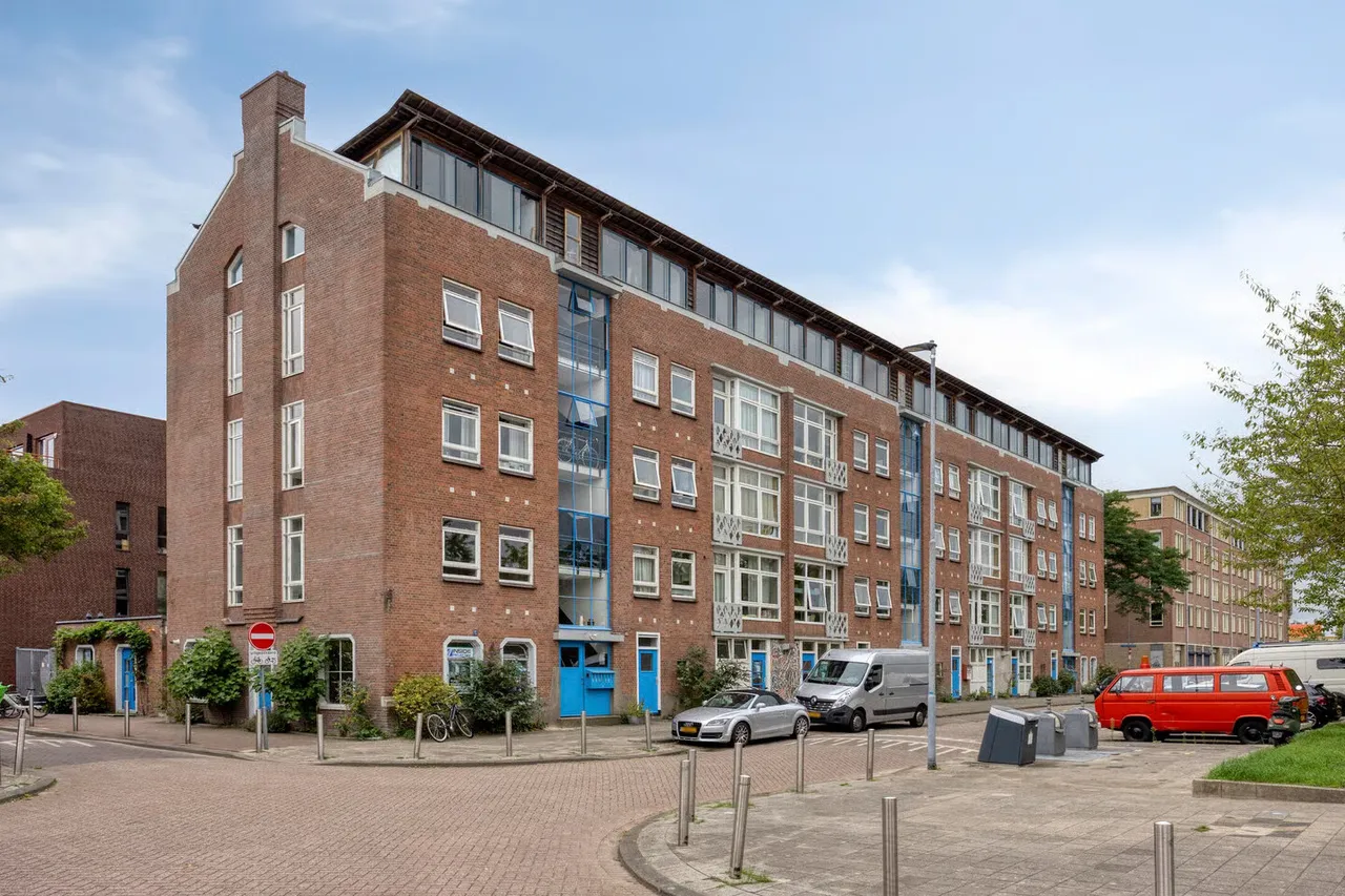 Appartement te koop: Vredenoordlaan 14B, Rotterdam
