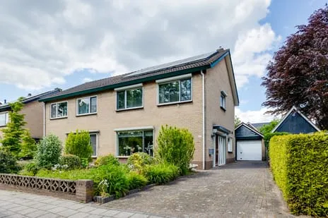 Twee-onder-één-kap te koop: Vredenseweg 83VI, Winterswijk-Noordoost Winterswijk