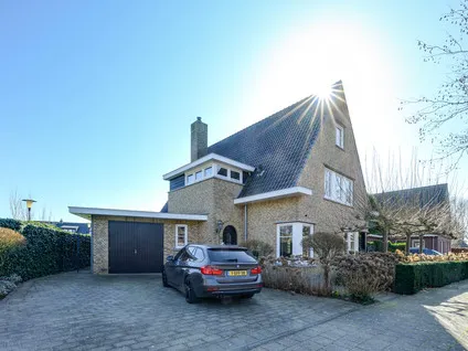 Vrijstaande woning te koop: Vrijenburglaan 12, Vrijenburg Barendrecht